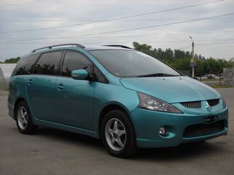 2003 Mitsubishi Grandis