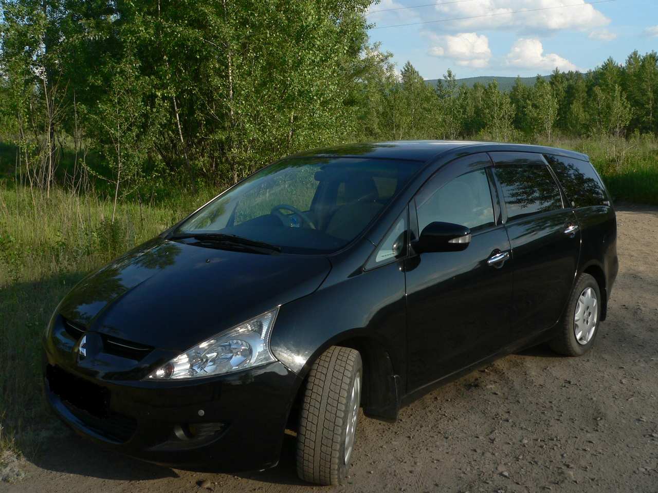 2003 Mitsubishi Grandis