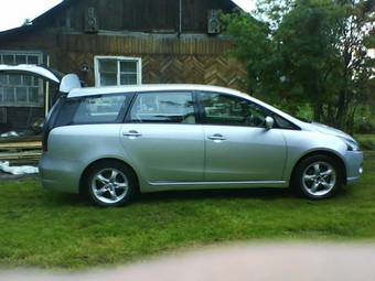 2003 Mitsubishi Grandis For Sale