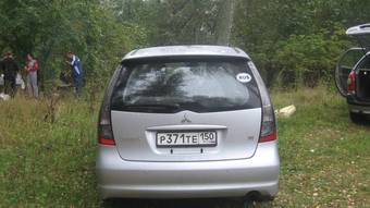 2003 Mitsubishi Grandis For Sale