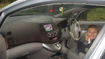 2003 Mitsubishi Grandis For Sale