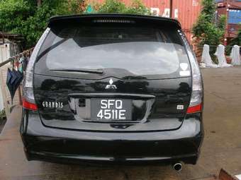 2004 Mitsubishi Grandis Wallpapers