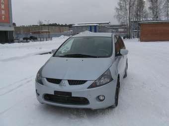 2004 Mitsubishi Grandis For Sale
