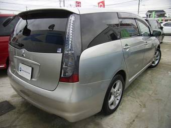 2004 Mitsubishi Grandis For Sale