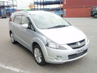 2005 Mitsubishi Grandis For Sale