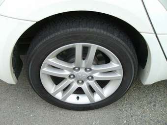 2005 Mitsubishi Grandis For Sale