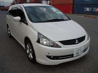 2005 Mitsubishi Grandis For Sale