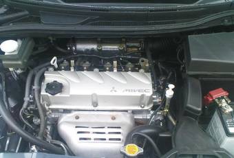 2005 Mitsubishi Grandis For Sale