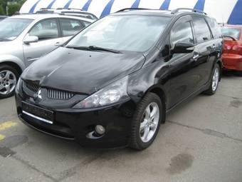 2005 Mitsubishi Grandis
