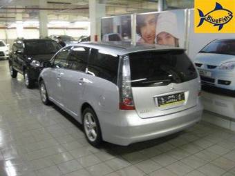 2006 Mitsubishi Grandis Wallpapers