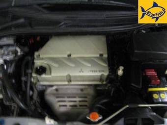 2006 Mitsubishi Grandis Pictures