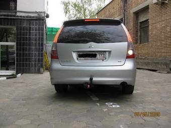 2006 Mitsubishi Grandis Pictures