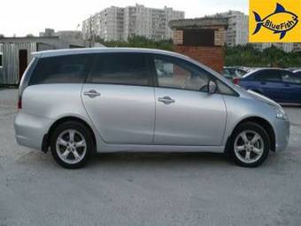 2007 Mitsubishi Grandis Pictures