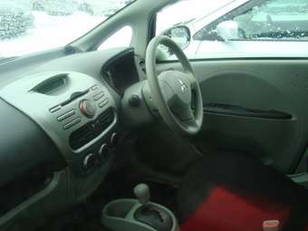 2006 Mitsubishi i Pics