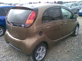 2006 Mitsubishi i Pictures