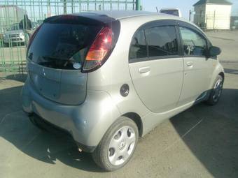 2006 Mitsubishi i Pictures