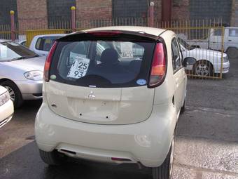 2007 Mitsubishi i Pictures