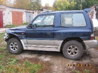 1998 Mitsubishi Jeep Pictures