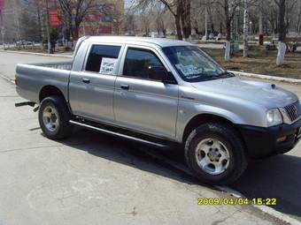 2001 Mitsubishi L200 Pictures