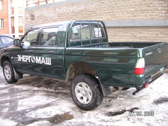 2002 L200