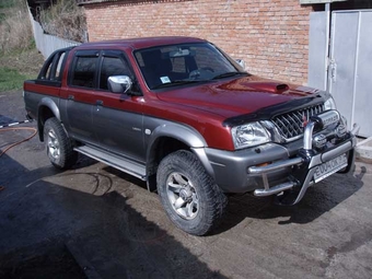 2003 Mitsubishi L200