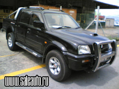 2004 Mitsubishi L200 Images