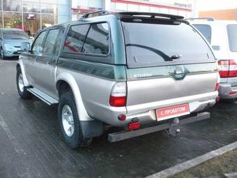 2004 Mitsubishi L200 Photos