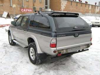 2005 Mitsubishi L200 Photos