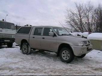 2005 Mitsubishi L200 Pictures