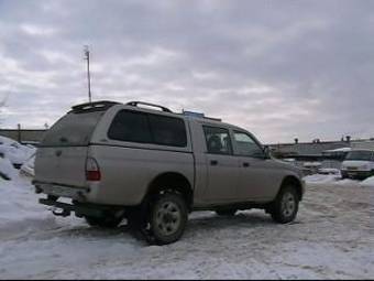 2005 Mitsubishi L200 Photos