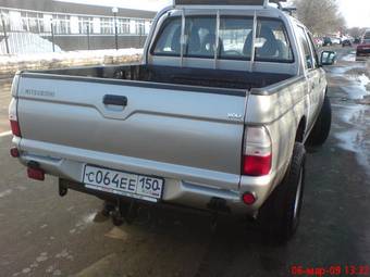 2005 Mitsubishi L200 Pics