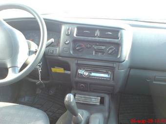 2005 Mitsubishi L200 Pictures