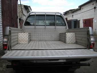2005 Mitsubishi L200 Pictures