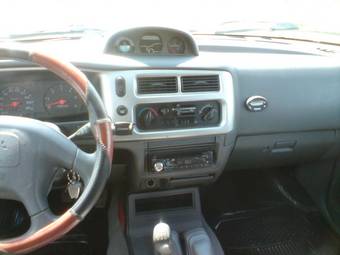 2005 Mitsubishi L200 Pics