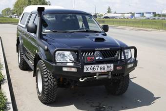 2005 Mitsubishi L200 Pictures