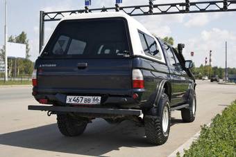 2005 Mitsubishi L200 Photos