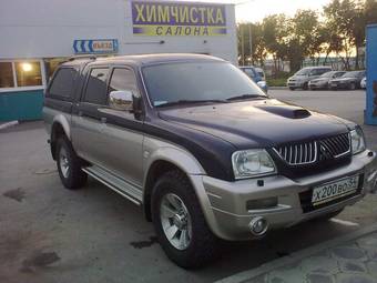 2005 Mitsubishi L200 Photos