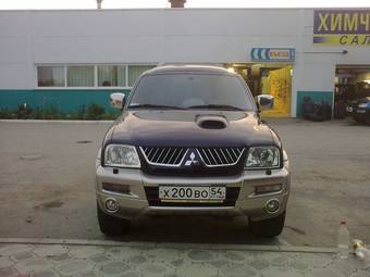 2005 Mitsubishi L200 Pictures