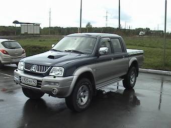 2005 Mitsubishi L200 Photos