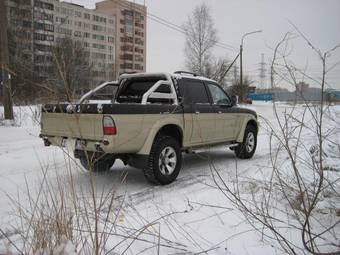 2006 Mitsubishi L200 Photos