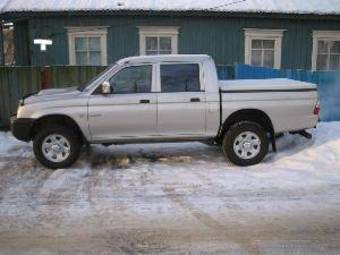 2006 Mitsubishi L200 Photos