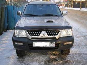 2006 Mitsubishi L200 Photos