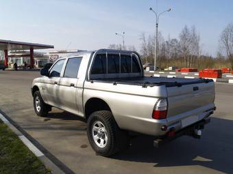 2006 Mitsubishi L200 Photos