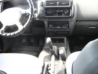 2006 Mitsubishi L200 Pics