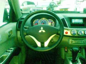 2007 Mitsubishi L200 Wallpapers