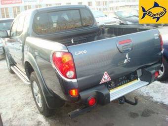 2007 Mitsubishi L200 Photos