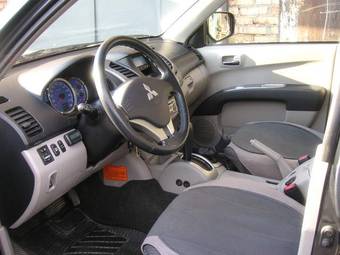 2007 Mitsubishi L200 Pictures