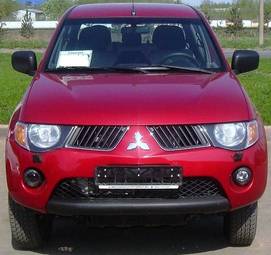 2007 Mitsubishi L200 Photos