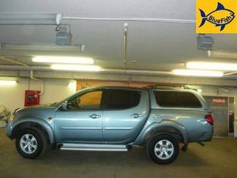 2007 Mitsubishi L200 Photos