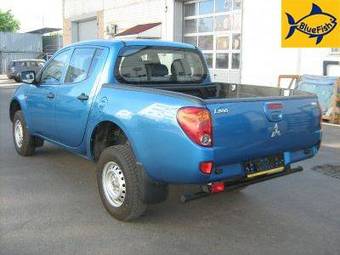 2007 Mitsubishi L200 Images